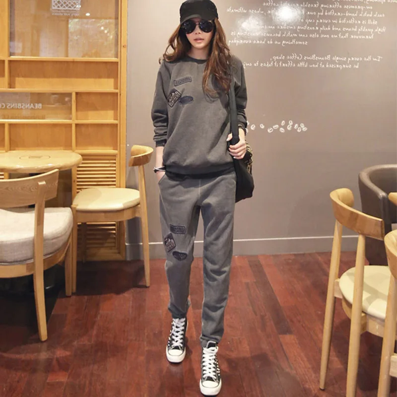 

Off sale Autumn and winter new Fashion women suit women's tracksuits casual set with a hood fleece sweatshirt two pieces set