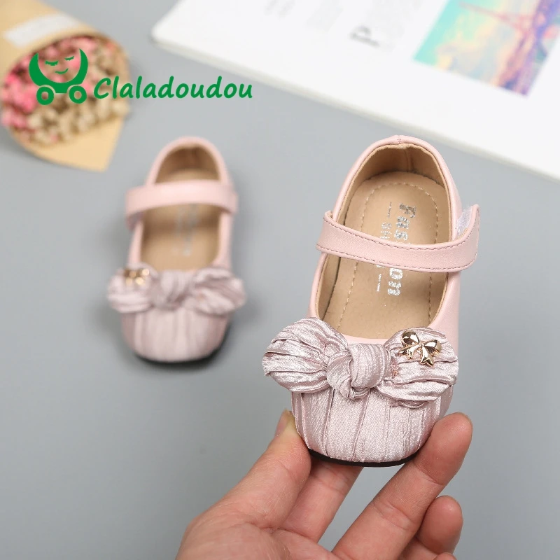 

Claladoudou11.5-13.5CM New Born Baby Girls Shoes Beige Metal Pink Pure fille First Walkers Bowtie Princess Party PU leather Shoe