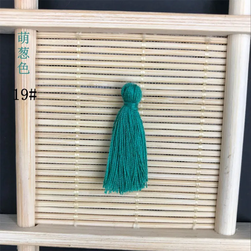 100PC 3CM Multicolor Mini Cotton Thread Fabric Tassel DIY Pendant Jewelry Bracelet Making Fringe Trim Craft Sewing Accessories - Цвет: 19