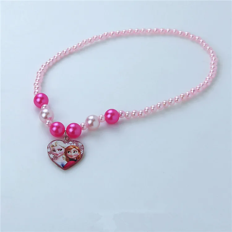1PCS-Princess-Anna-Elsa-Pendant-Necklaces-Heart-shaped-Girls-Kids-Fashion-Jewelry-Cosplay-Character-Accessories-Birthday (4)