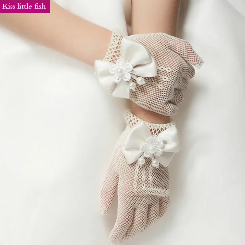 Free shipping High quality Flower girls gloves for wedding party Fit for 4 16 yearsin Bridal