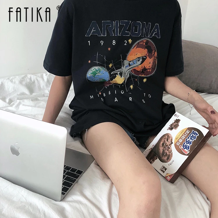 

Fatika 2019 Spring Summer Hot Women Stylish Planet Tee Letter Print O-Neck Loose T-Shirts Women Ladies Casual Clothing