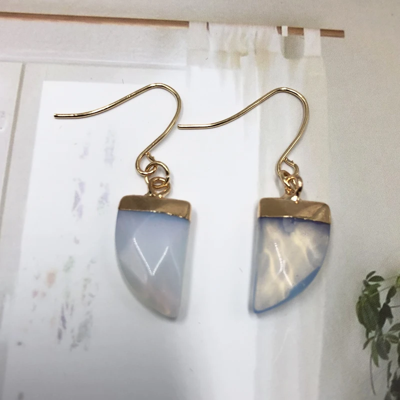 

KBJW Original 2019 Unique Irregular Triangle Drop Earrings Natural Stone Opalite Color Earring Jewelry for Women Daily Accessori