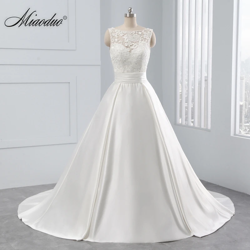 

Miaoduo Appliques Lace Ball Gown Sleeveless Wedding Dresses with Sashes 2019 Scoop Simple Bridal Gowns Vestido De Noiva