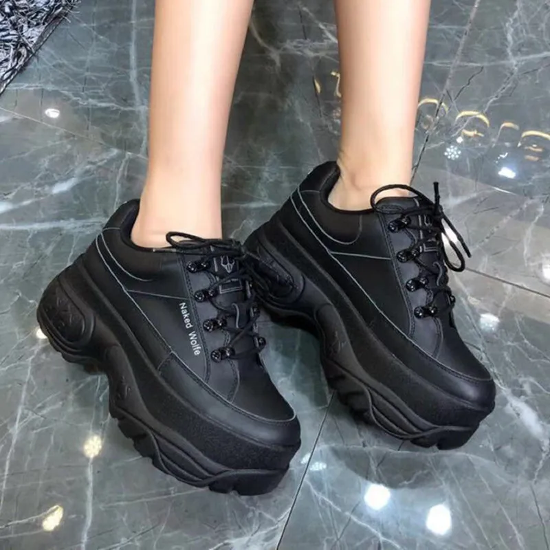  Femmes marque de mode taille haute bottes hautes automne et hiver plate-forme chaussures classique 