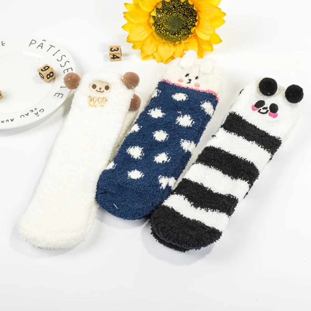 Милые Для женщин бархат кораллового цвета толстые носки горячая носки-тапочки зимнего сна подарок на Новый год Box панда носки с кроликами