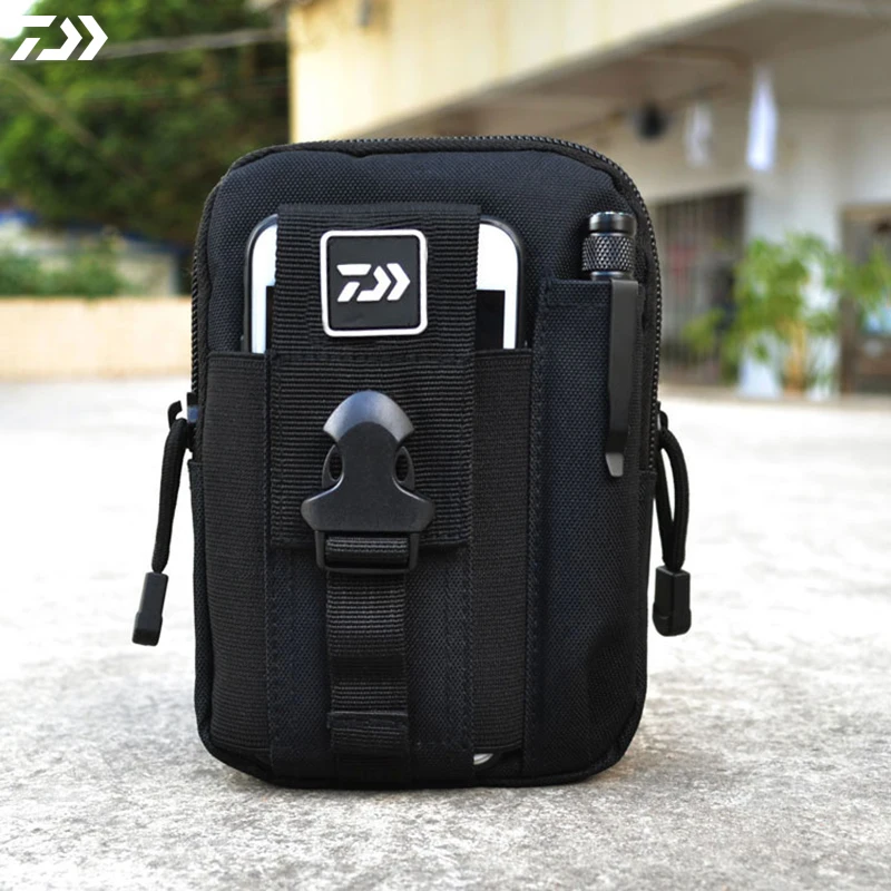

DAIWA 2019 Canvas Fishing Bag Multifunctional Fishing Tool Storage Bag Outdoor Sports Case Carrier Storage Fishing Waist Pack
