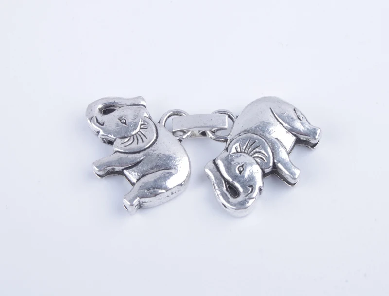 

5 Set Of Tibetan Silver Color Alloy Metal Elephant Toggle Clasps A19682