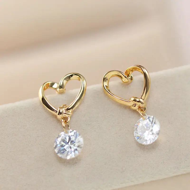 

Fashion Stud Earrings Jewelry Hot Sale Hollow Love Heart Fine Zircon Earrings For Woman Accessories Best Gift New