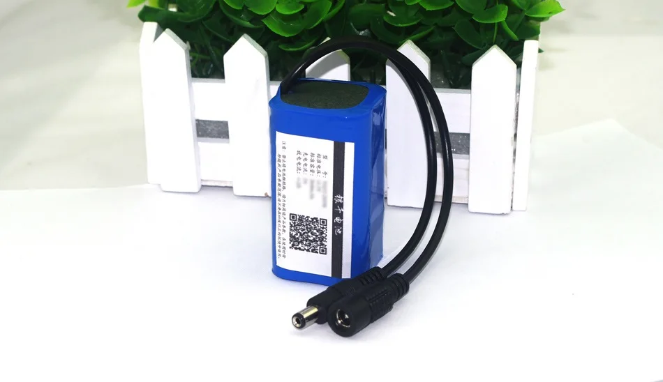 

7.4 V / 8.4 V 4400mah 18650 Lithium Rechargeable Battery Packs with Protection Circuit Bicycle headlights Standby Power