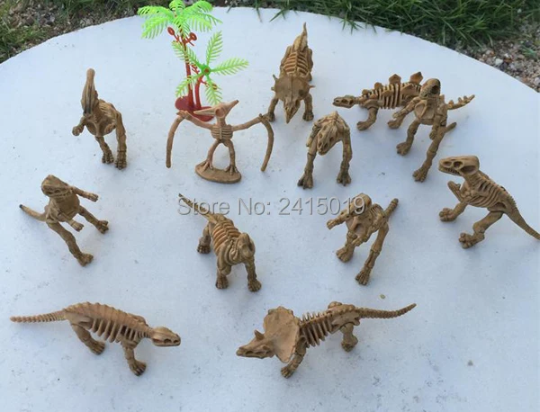 12 Skeleton Dinosaurs -1