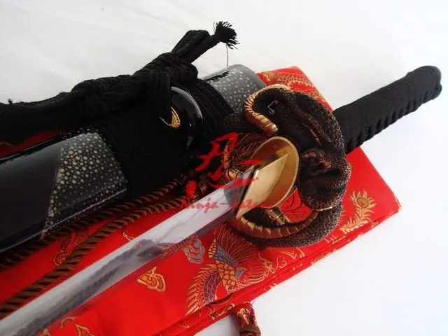 

30" clay tempered sanmai blade wakizashi katana sword snake tsuba sharpened