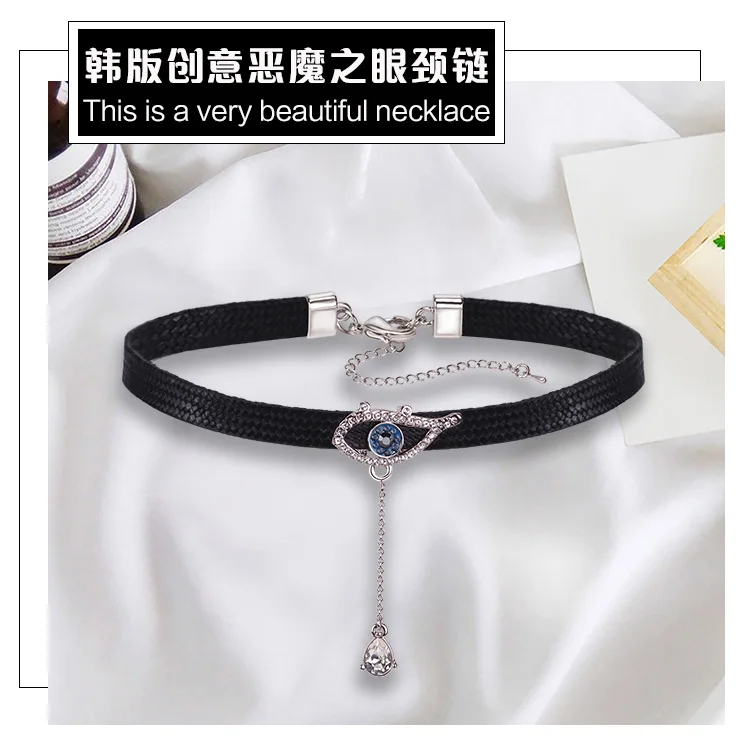 Lucky Turkey Evil Eye Pendant Necklace Clavicle Chain Woman Short Necklace Crystal Rhinestone Leather Choker Necklace Jewelry