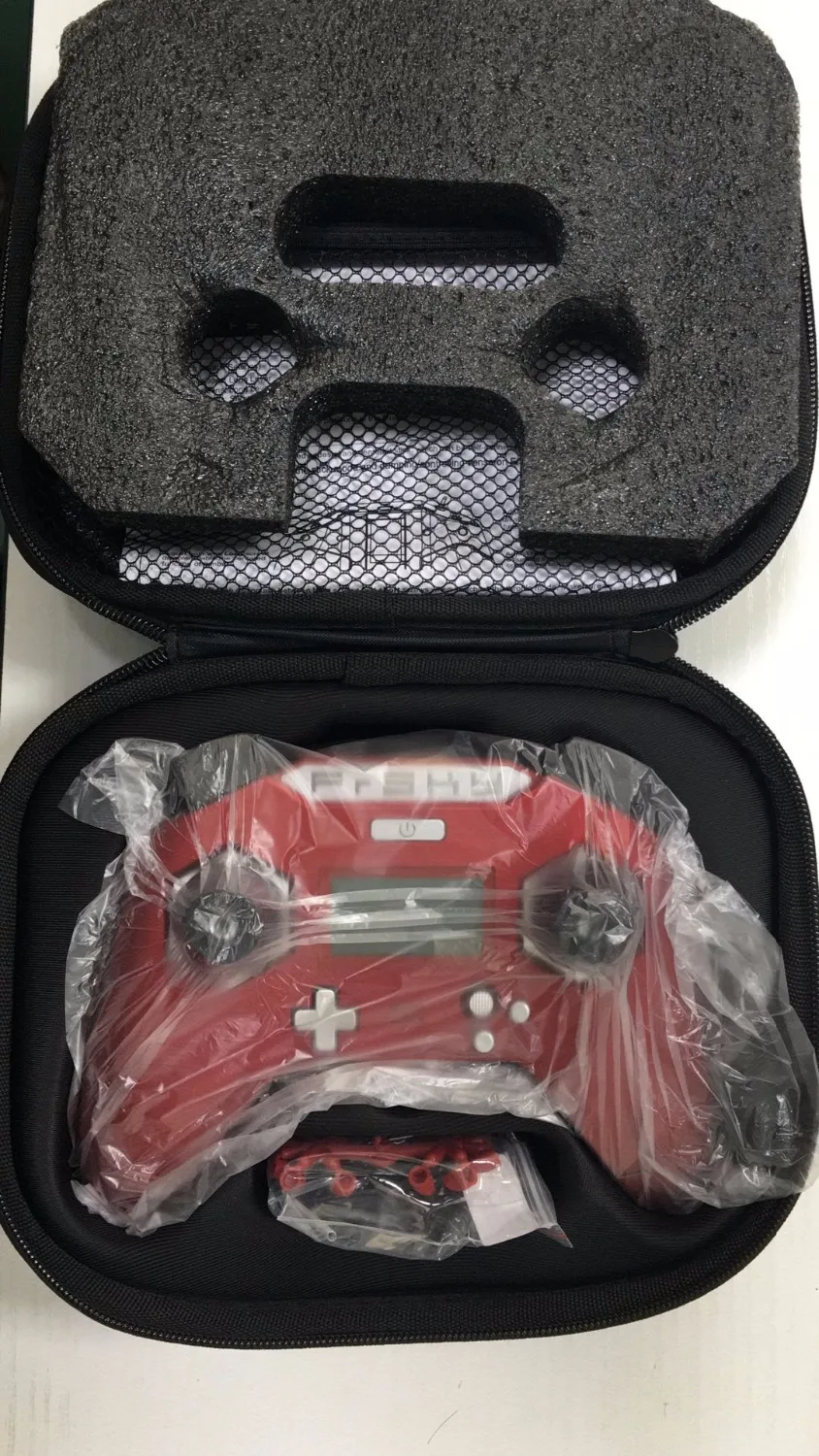 

Ready in stock Frsky Taranis X-Lite 2.4GHz transmitter radio red/black color lefthand /righthand throttle with EVA bag