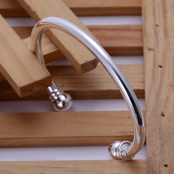 

Silver plated exquisite luxury gorgeous fashion Bangle cute bracelet temperament charm Silver jewelry birthday gift B027