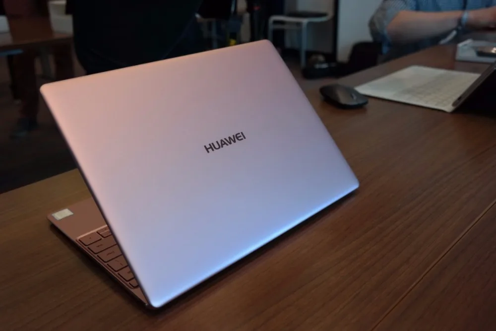 Качественный ноутбук HUAWEI MateBook D 15,6 дюймов с процессором Intel i7 8-го поколения NVIDIA 2 Гб GPU 8 Гб Ram 128 Гб SSD+ 1 ТБ HDD FHD матовый дисплей