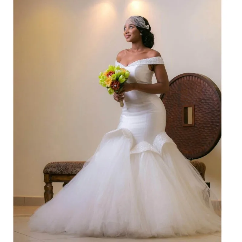 Sexy Off Shoulder African Wedding Gowns Mermaid Beaded Plus Size