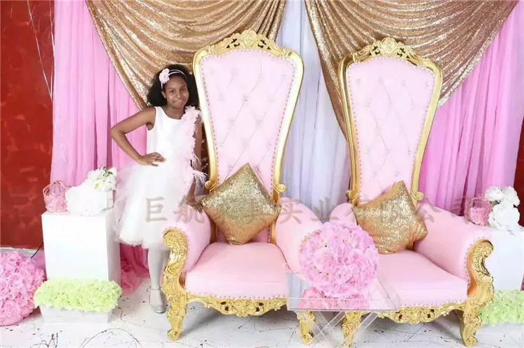 

2pcs High-end wedding chair