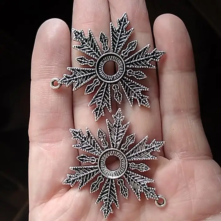 2Pcs Chrismas snowflake circle shape outer size 40mm Cameo Cabochon Base Setting inner size 10mm silver