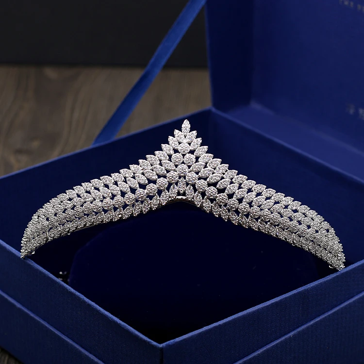 

Fashion luxurious crystal flowers CZ zircon Princess crown wedding bride dinner banquet Beauty tiaras jewelry free shipping