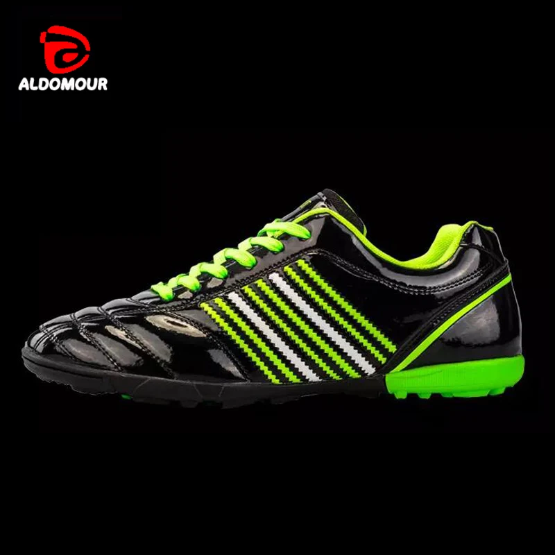 ALDOMOUR Indoor futsal soccer boots sneakers men Cheap soccer cleats original sock football shoes with ankle boots high hall ALDOMOUR Indoor futsal soccer boots sneakers men Cheap soccer cleats original sock football shoes with ankle boots high hall