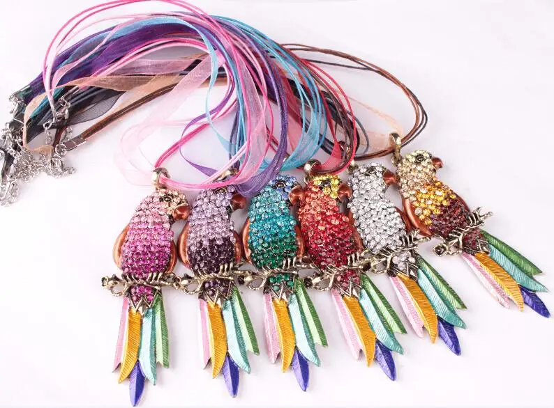 Новые женские роскошные ювелирные изделия попугай ожерелье-подвеска животное полный свитер цепь красочные хрустальные стразы красочный Попугай узор