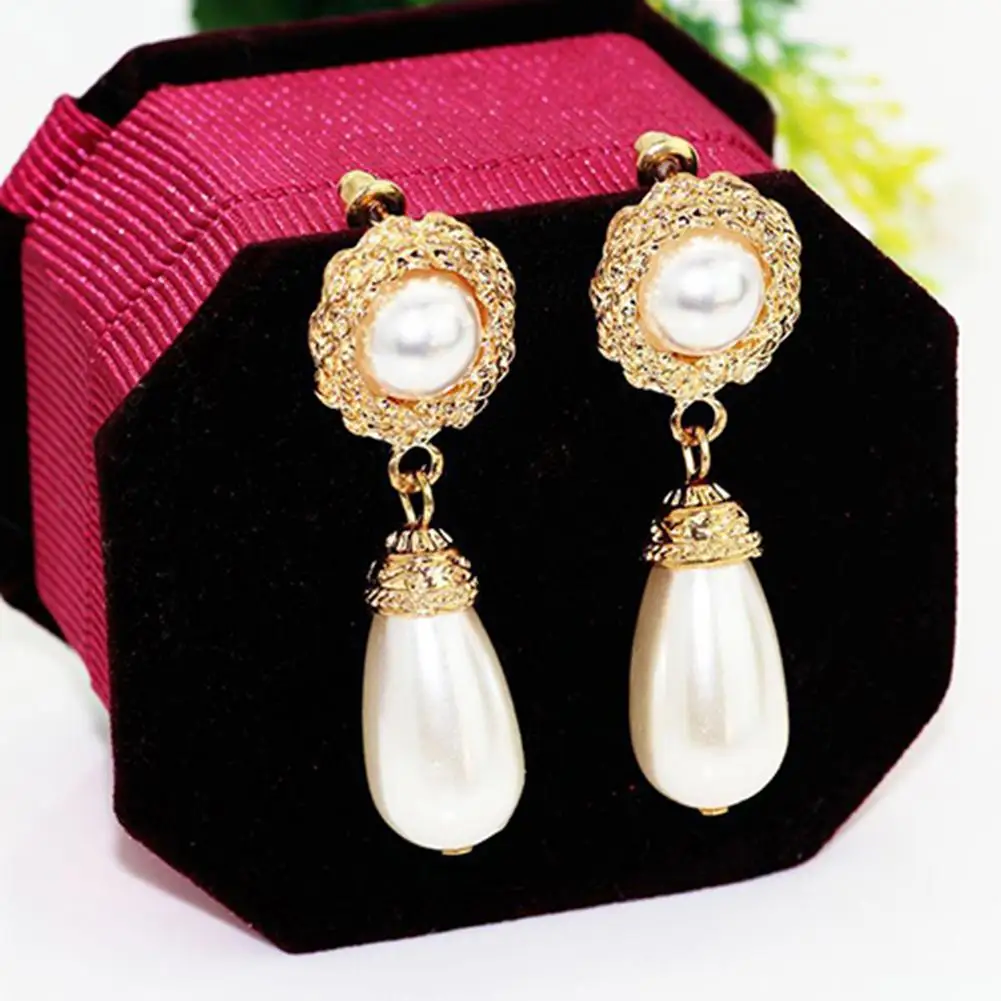 Women Elegant Luxury Golden Tone Jewelry Faux Pearl Stud Earrings in