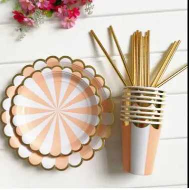 

2017 New Disposable Tableware Sets Including Plates Cups Straws Birthday Party Wedding Christmas Decor Table Centerpieces Supply
