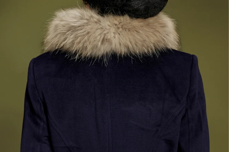 2018 Зима Весна Высокое качество для женщин енота волос воротник кашемировая шерсть Теплый Тренч благородный пояса тонкий длинное пальт