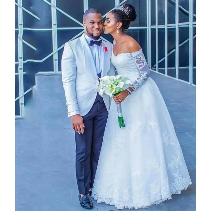 

Modest African Long Sleeves Wedding Dresses 2019 vestido de noiva A Line Tulle Lace Bridal Gowns Black Girls Women Dress