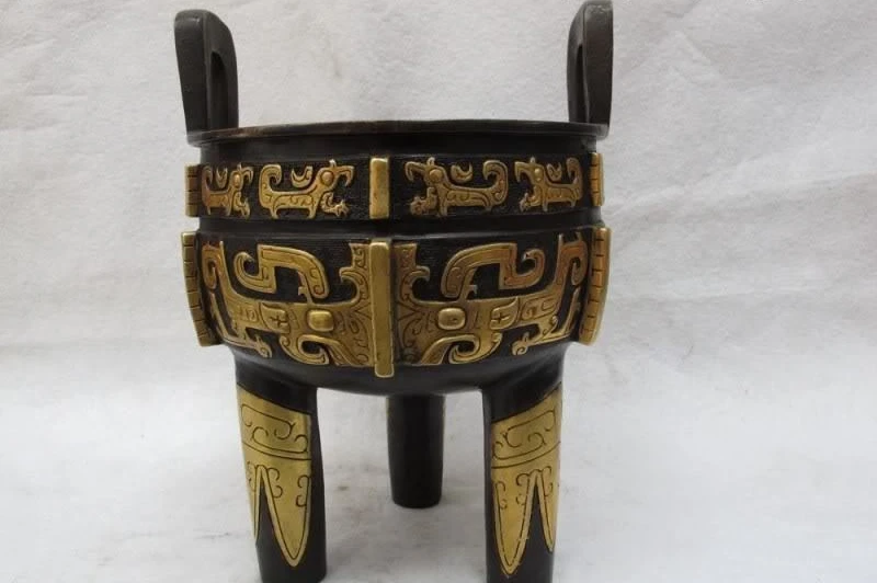 

Bronze 24K Gold Gild beast Face veins Zun Three Legs Ding Censer Incense burner