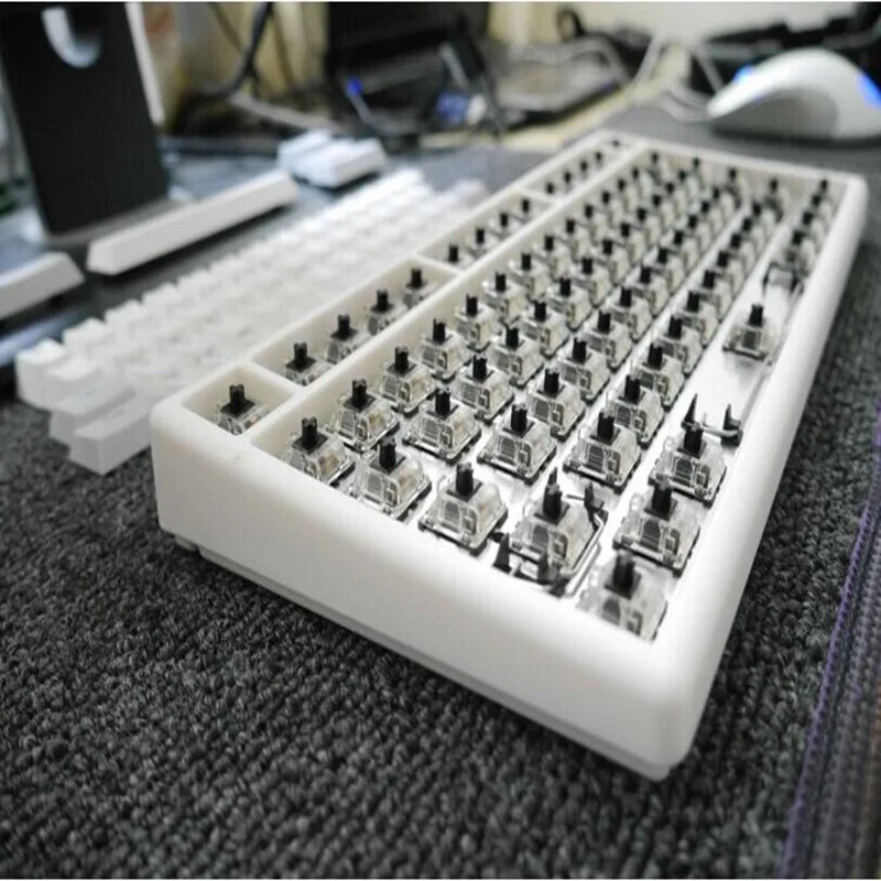 

87Pcs Keyboards Switch 3 Pin Gateron DIP RGB Series Mechanical Switch Sampler Tester Keycaps Clear Case for Filco for Ducky