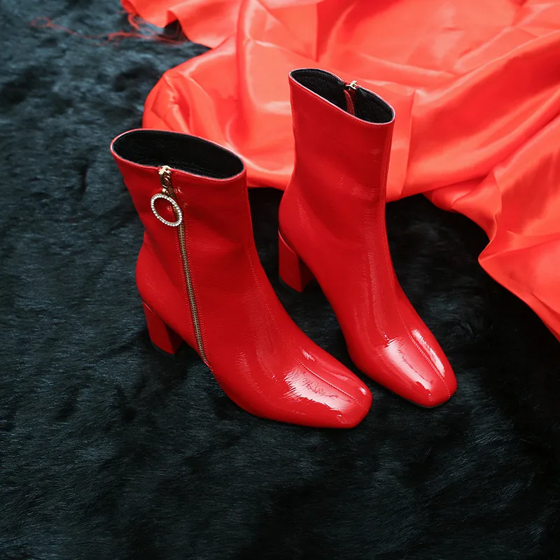 YMECHIC, красные, черные, белые женские туфли из искусственной кожи, ботинки на высоком каблуке, женские ботинки размера плюс, ботильоны со стразами