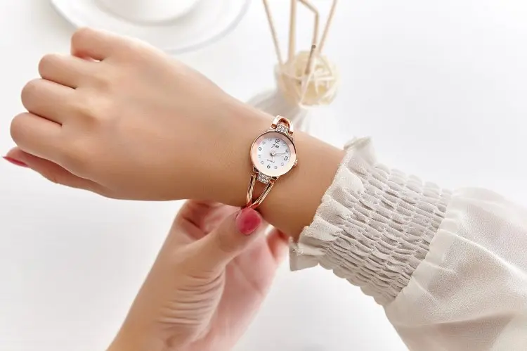 

kobiet zegarka New Hot Luxury Brand Watch Women Fashion Bracelet Watches Rhinestone Dress Stainless Steel Quartz Wristwatches