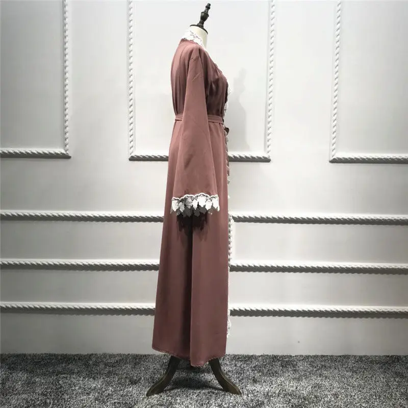 Розовое открытое кимоно Abaya в Дубае платье с поясом и вышивкой большие размеры