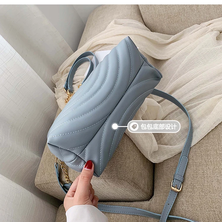 Luxury brand Female Large Tote bag Fashion New High Quality PU Leather Women's Designer Handbag Lock Shoulder Messenger Bag