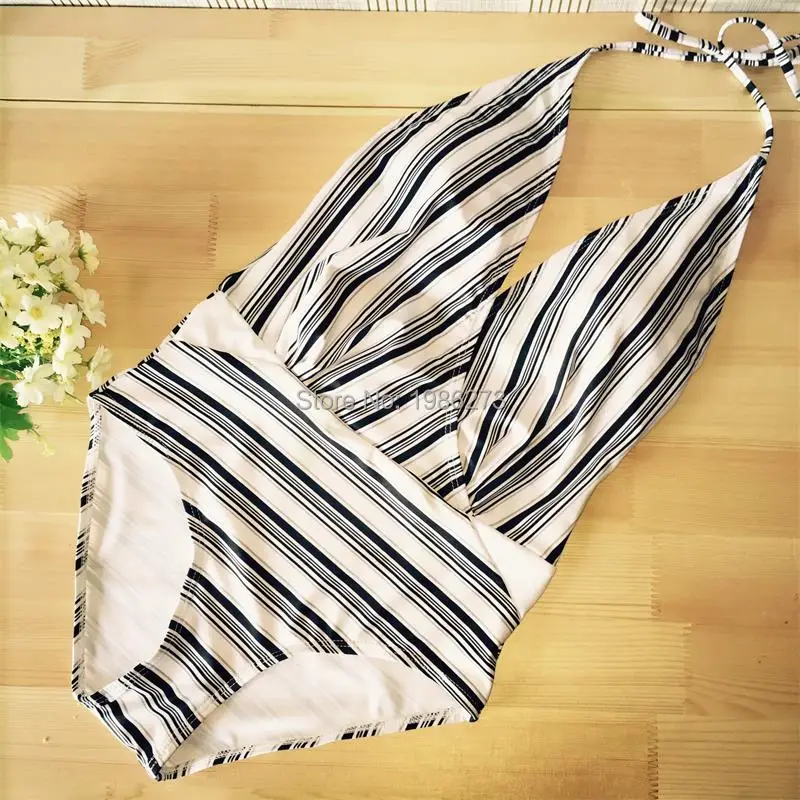 Online 2019 neue Sexy Tiefe V frauen plus size bademode Brazilian style persönlichkeit badeanzug Schwarz weiß streifen badeanzug