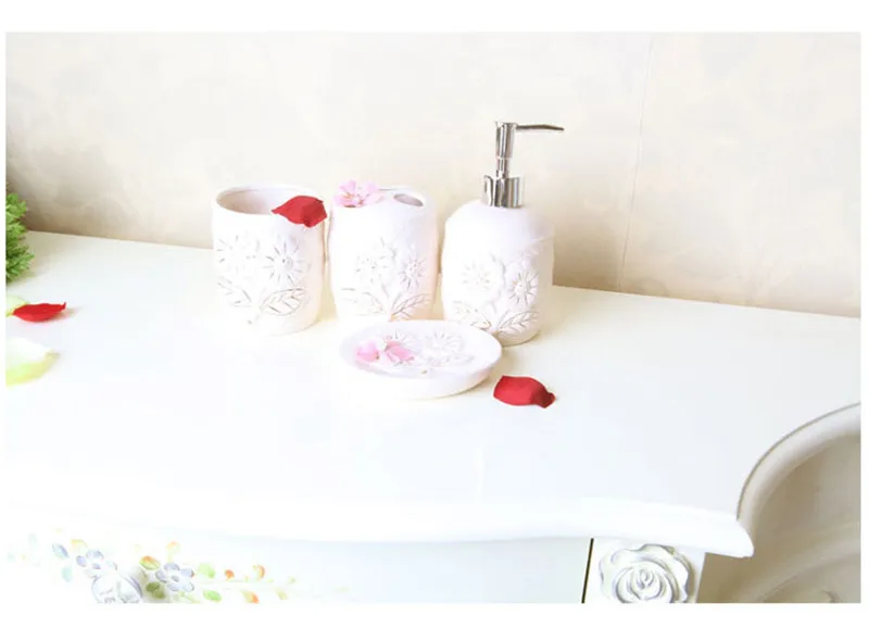 bathroom set (2)