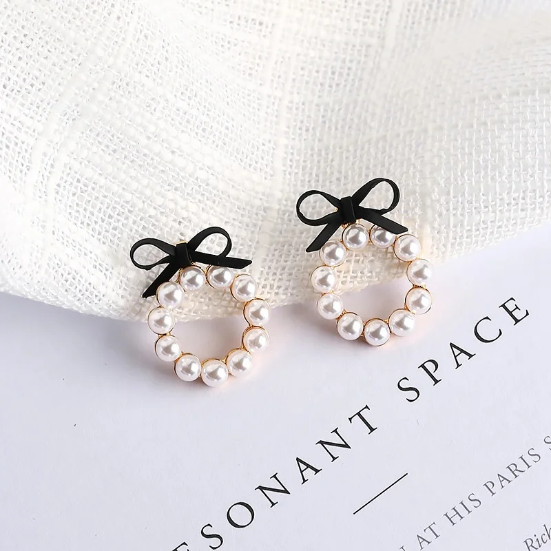 

New Summer Earring Lovely Colourful Bow Earrings For Women Geometry Circle Simulated Pearl Stud Earrings Korean Brinco