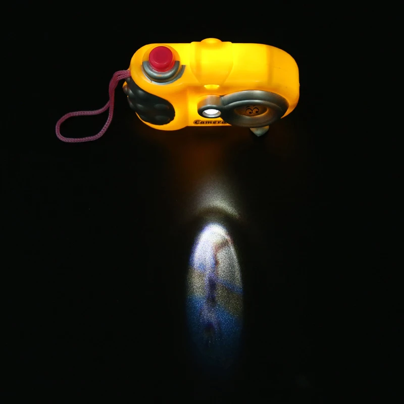 Fun Projection Camera Toy Variety Animal Pattern Baby Cognition LED Light Projection Educational Study Toy for Kids Random Color