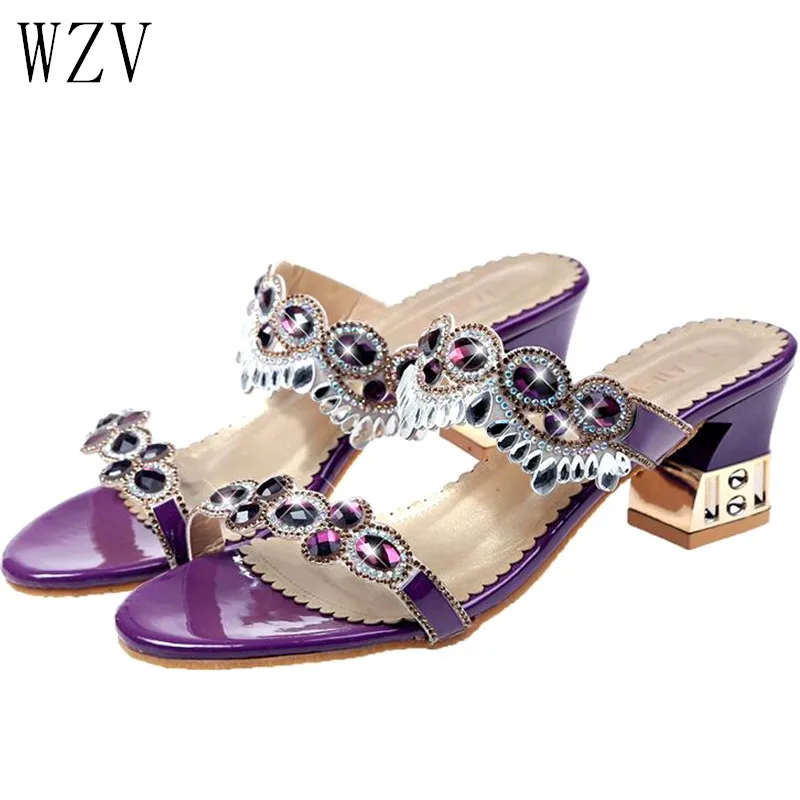

Women Summer Open Toe Chunky Heel Sandals Fashion Bling Rhinestones Beach Flip Flops Slip on Outside Slides Shoes Woman E905
