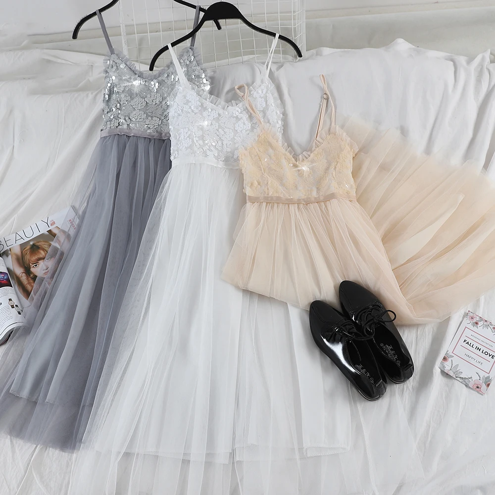 

2019 Women Summer Sleeveless V-neck Sequined Strap Dress Casual Elastic Slim High Waist Mesh Gauze Voile Pullover Pleated Dress