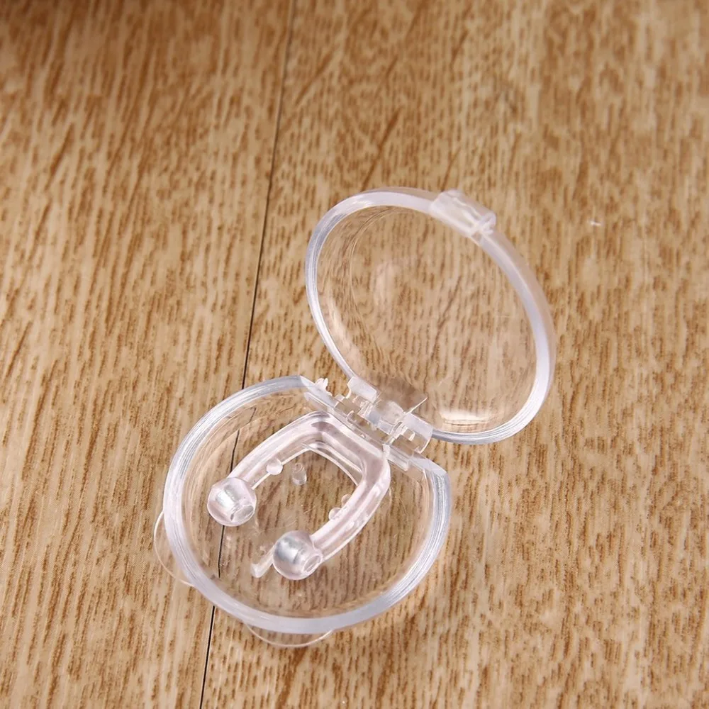 

Portable Soft Health Silicone Anti Snoring Relieve Nasal Congestion Snoring Devices Ventilation Anti-snoring Nose Clip Hot New