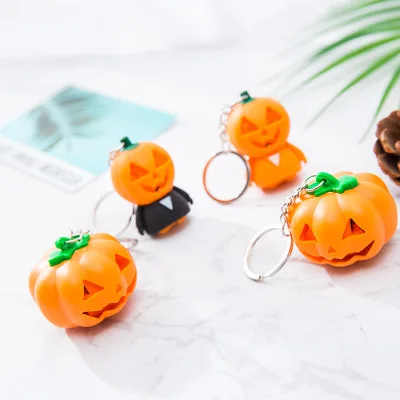 

Halloween Gift Pumpkin Man Pendant keychain LED Light and Sounding Cute Pumpkin Key Ring Accessories Gift