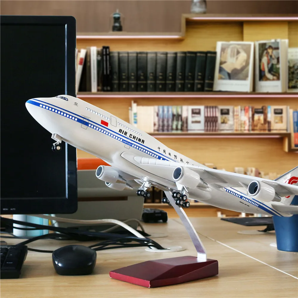 46 см 1: 160 Модель самолета Эмирейтс A380 с светодиодный светильник(Сенсорное или Звуковое управление) самолет для украшения или подарка