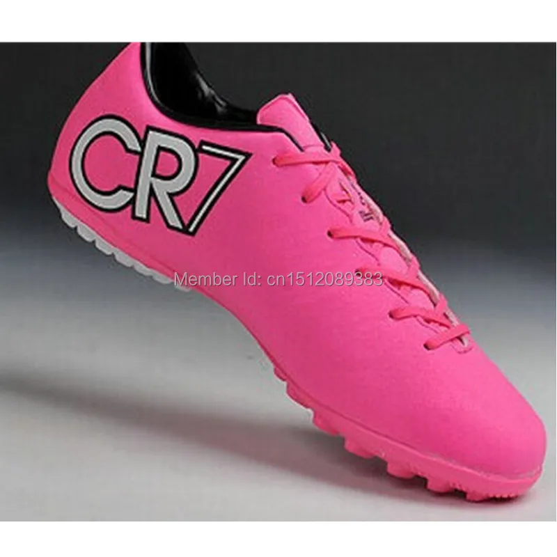 ronaldo pink shoes