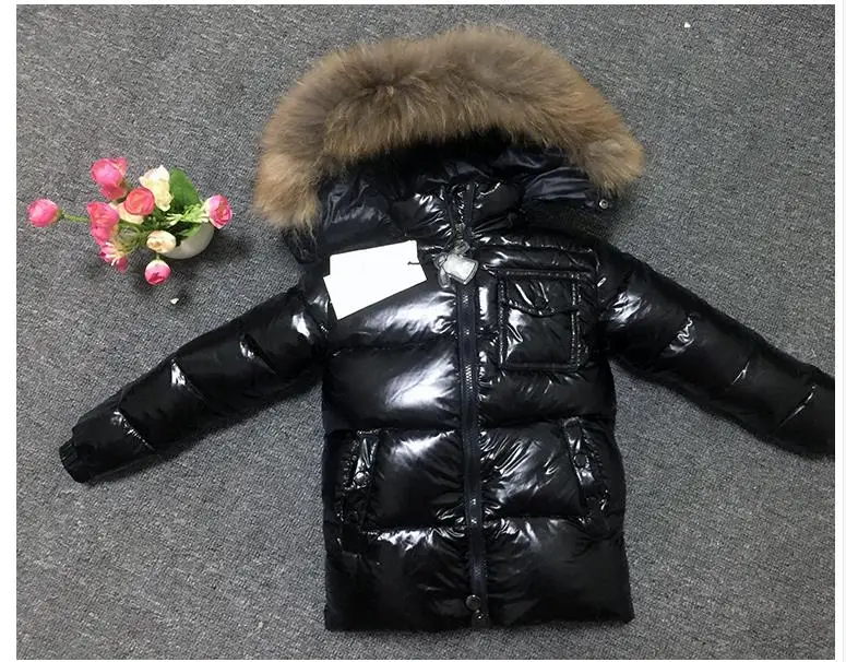 

Children's simple multi-pocket down jacket