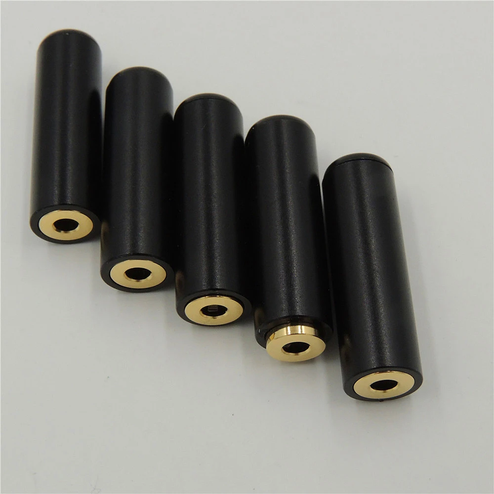 2mm Enchufe para Adaptador de plomo de prueba de zócalo 4mm en Rojo