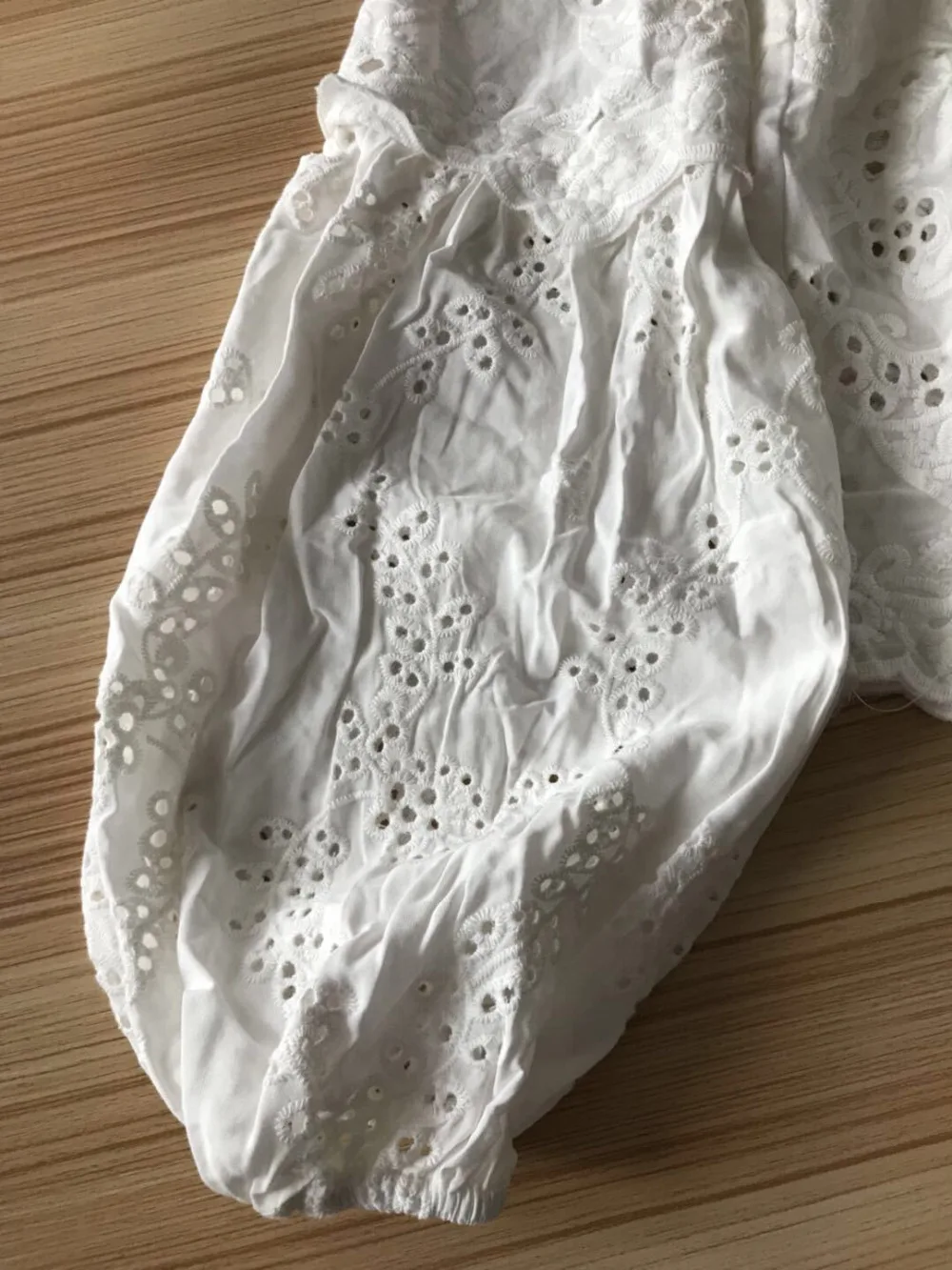 Новинка 2018 года богемный стиль праздник V шеи фонарь рукав Женщины Кружева выдалбливают блуза хлопковая рубашка с вышивкой