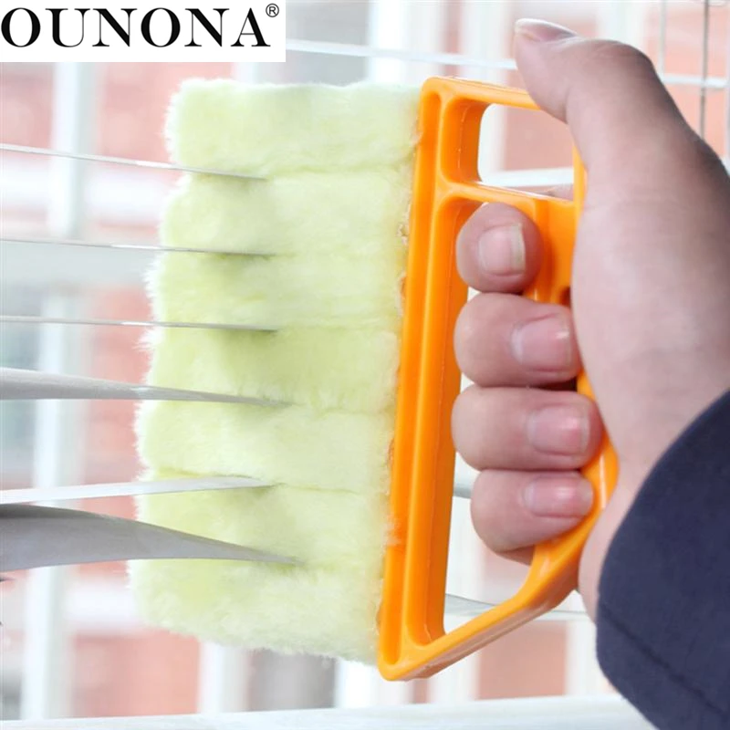 

OUNONA Window Clean Brush Air Conditioner Duster with Washable Microfibre Blind Brush Dirt Cleaner Cleaning Tool (Random Color)